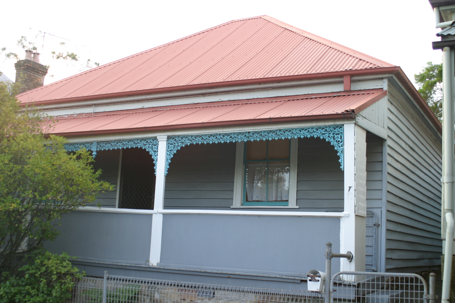 Front of house Jan 2003