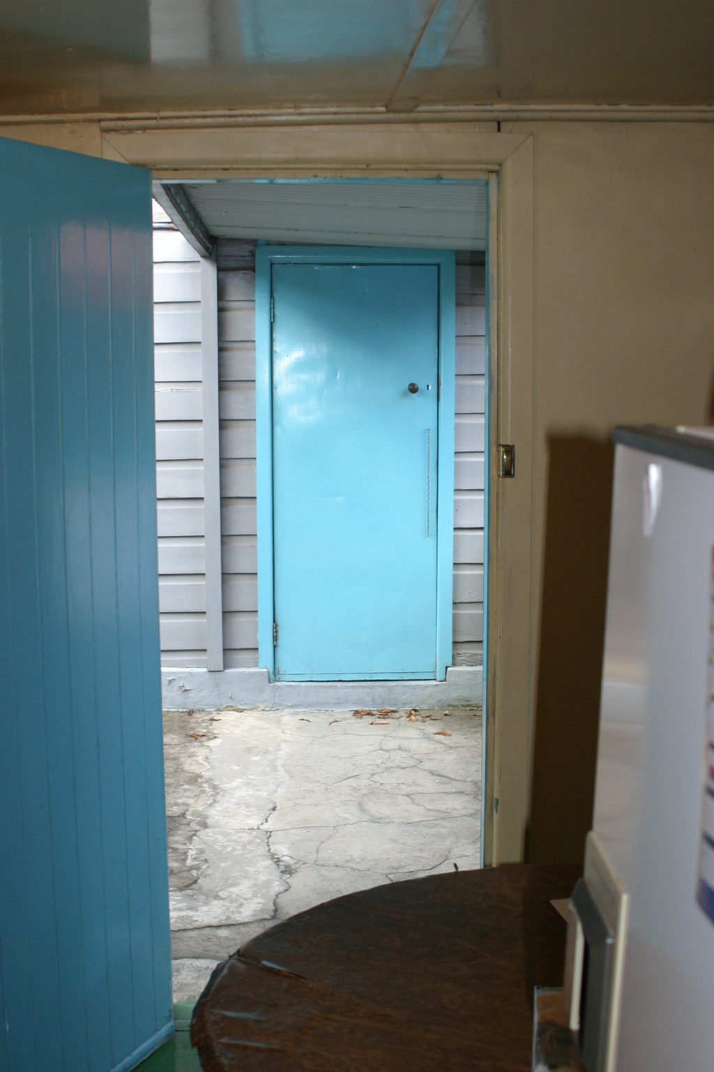 looking across to bathroom.